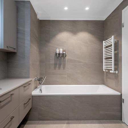 Spacious Luxury 3Br Apartment With 2 Bathrooms 1003 Рейкьявик Экстерьер фото